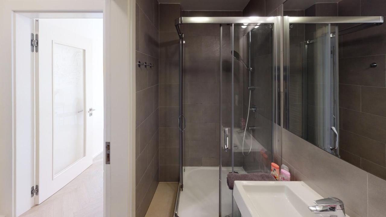 Onsite Free Garage Parking, 10Min Centre By Bus Apartment Prague Exterior photo